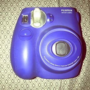 Fujifilm Polaroid Camera 7S.